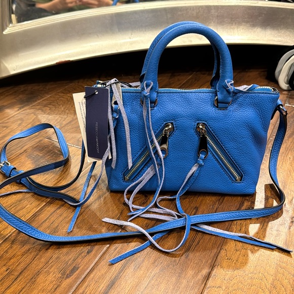 Rebecca Minkoff Handbags - Rebecca Minkoff crossbody bag